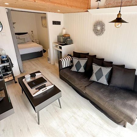 Seaside Cabin Retreat In Hayling Island South Hayling Esterno foto